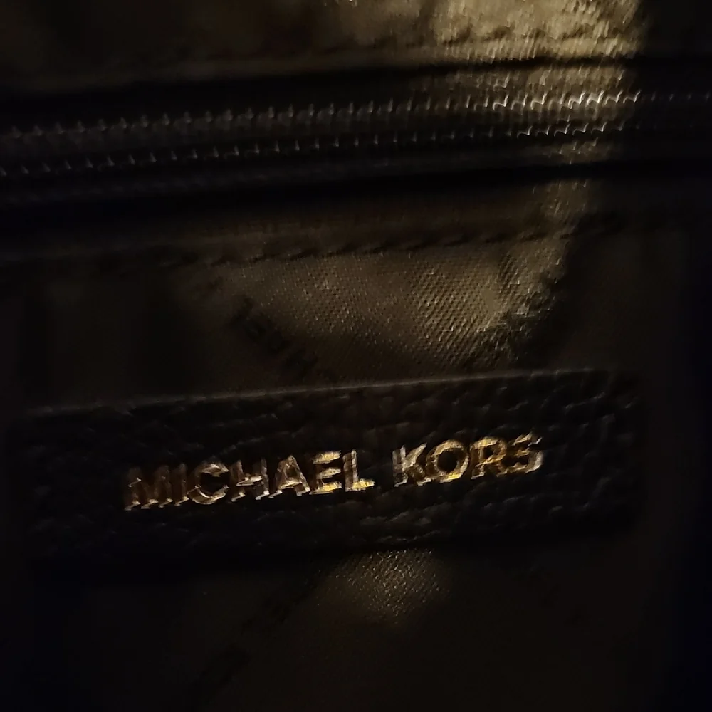 Michael Kors Elegant Black Hobo Bag